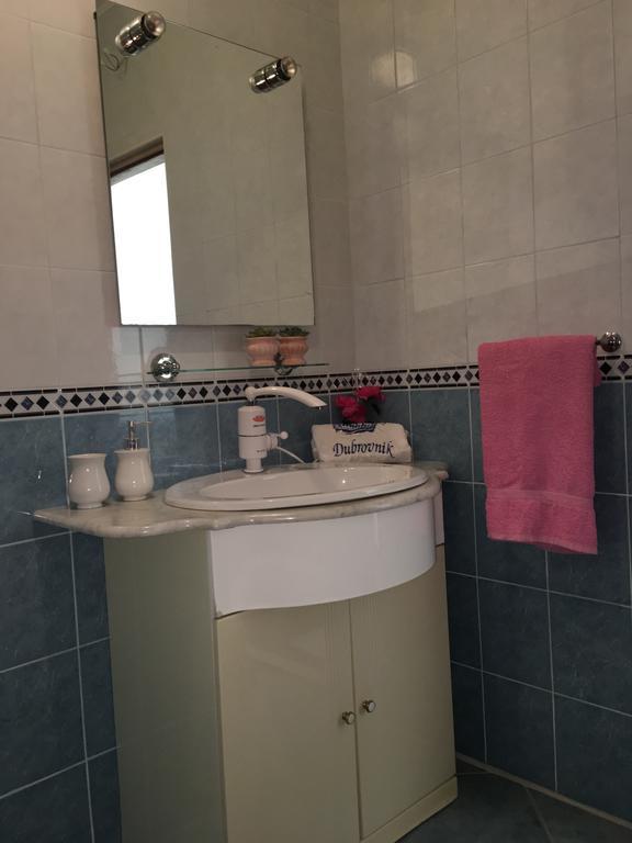 Guesthouse Alliya Дубровник Екстериор снимка
